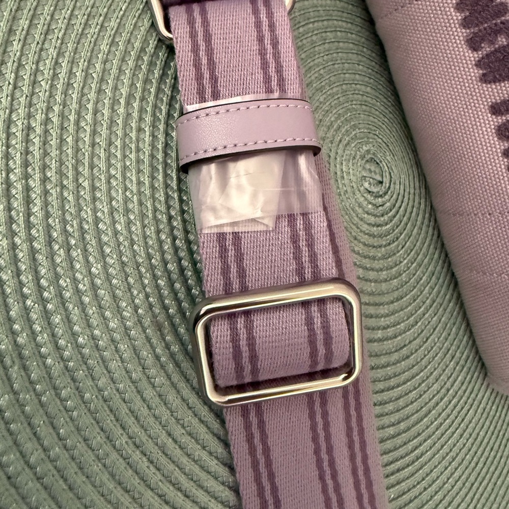 Coach Light Purple Small Canvas Tote 26 - Picture 4 of 13
